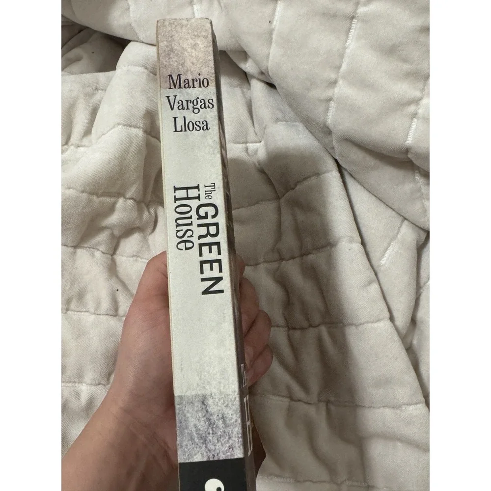 The Green House - paperback Vargas Llosa, Mario